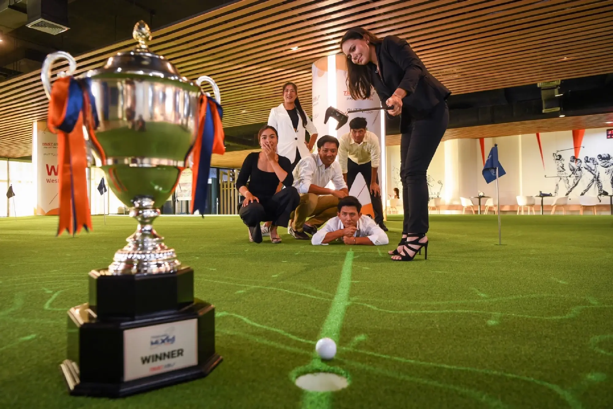 Six Players Pose Under “City Life” Theme Ahead of 4th Thailand Mixed