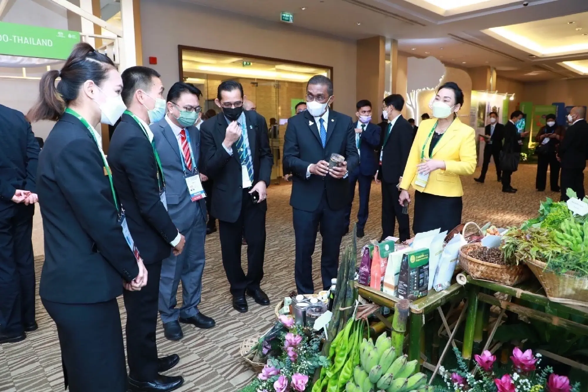 APEC forestry ministers\' Chiang Mai meeting hails a success as Varawut puts forward BCG model for sustainable forest management