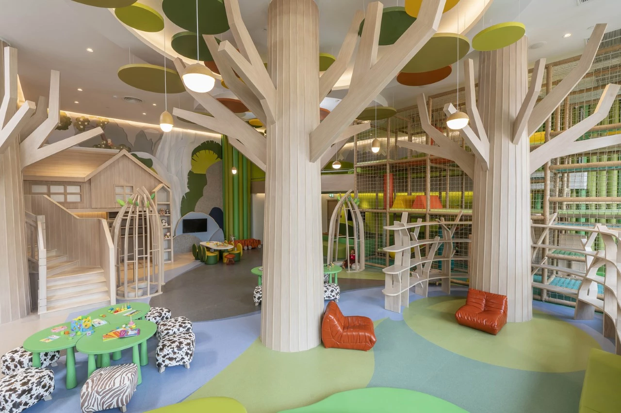 The full-on fun for families and couples as Holiday Inn Resort Samui Bophut Beach debuts in Samui