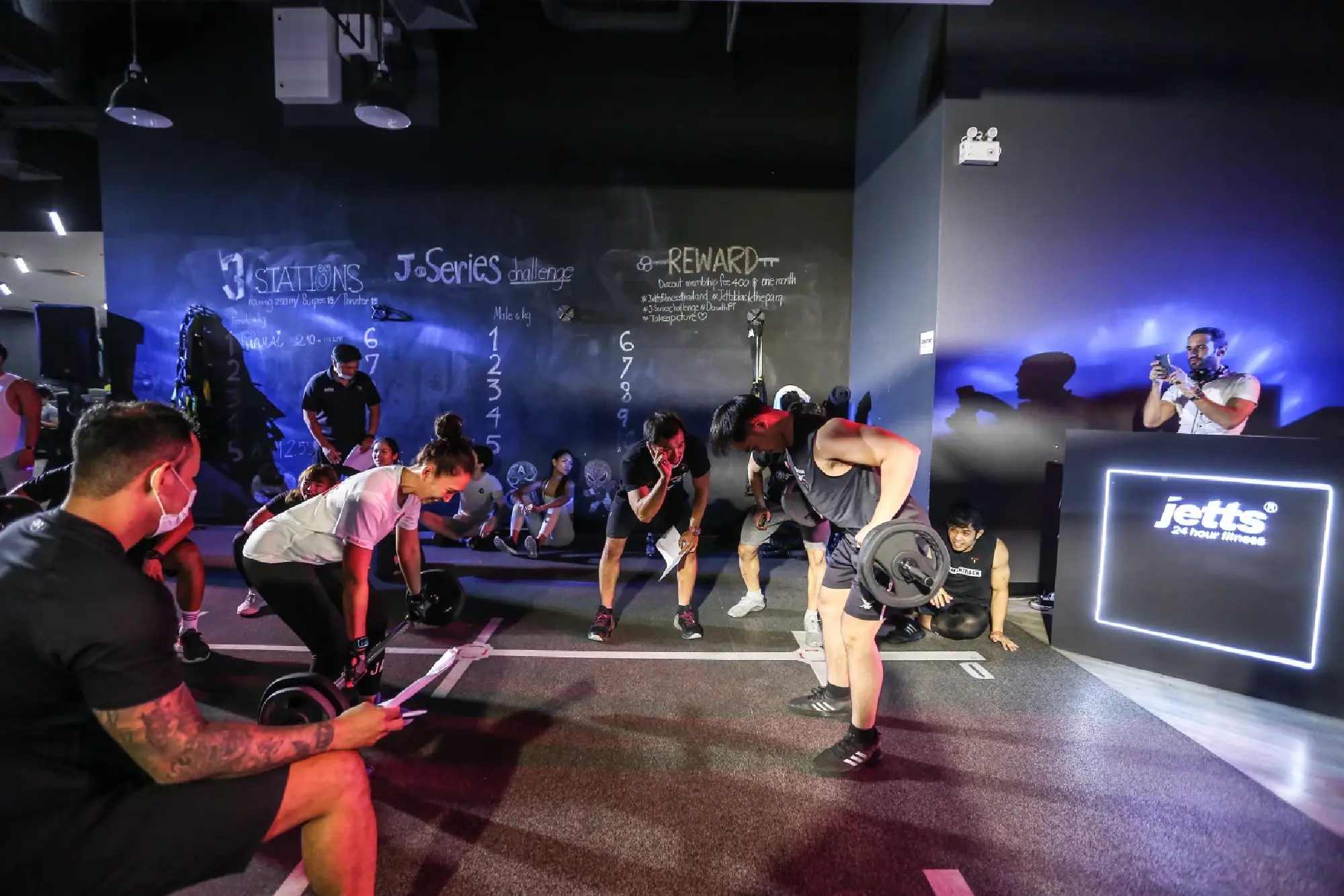 Jetts 24 Hour Fitness Plan to 100 Clubs Nationwide.