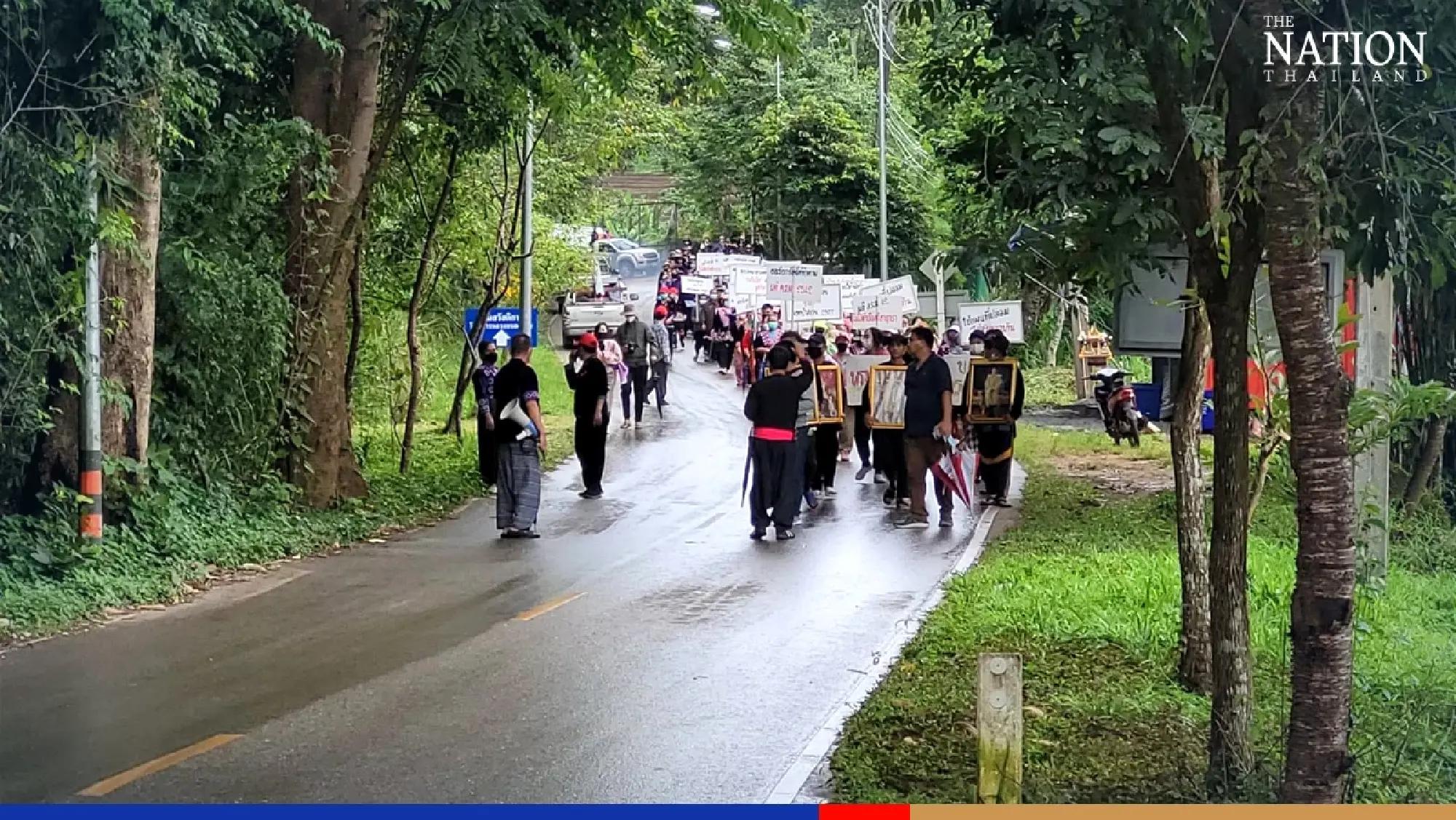 Mon Jam locals head to Palace to protest Chiang Mai resort demolition