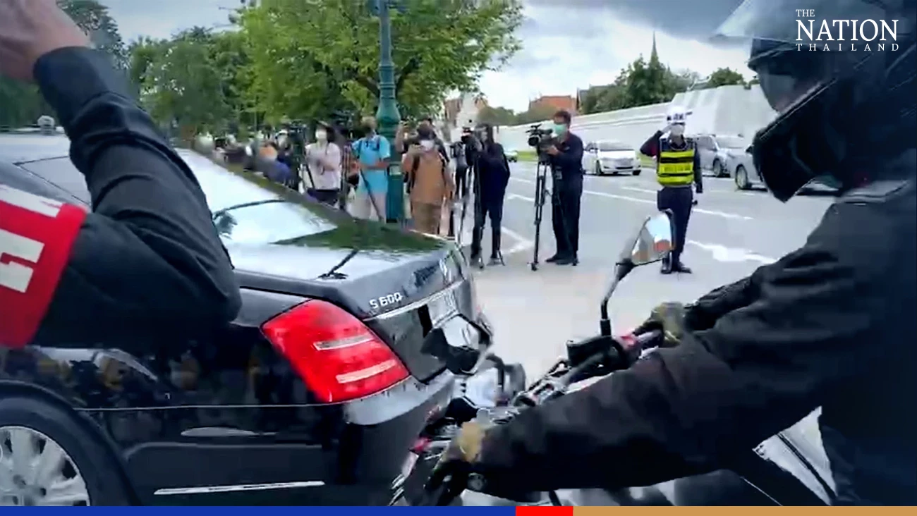 Prayut leaves work early to listen to tenure verdict at home