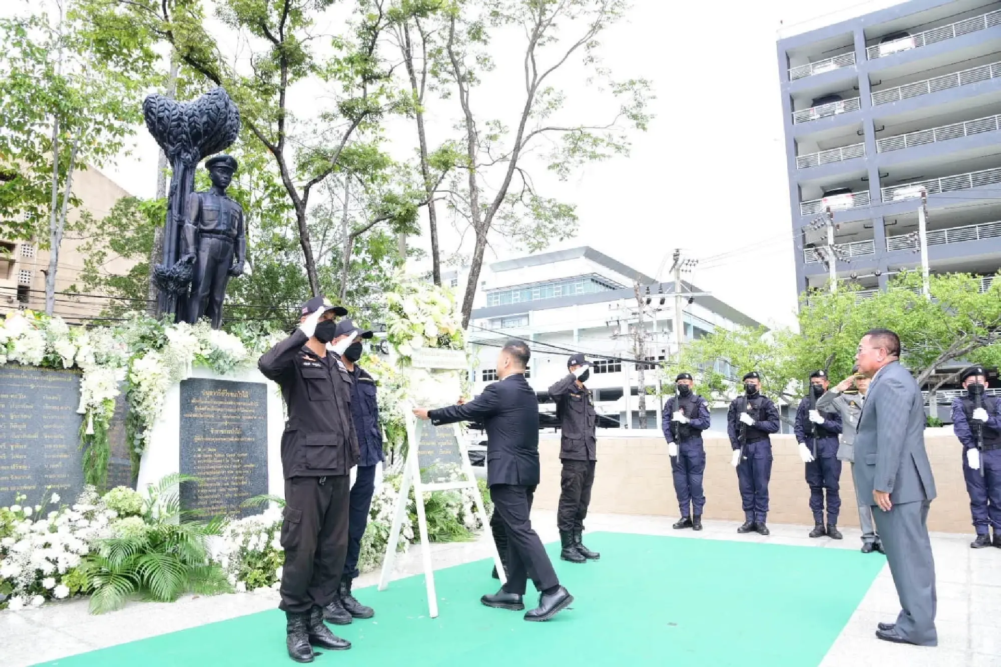 Minister honours forest heroes on the 126th anniversary of the Royal Forest Department