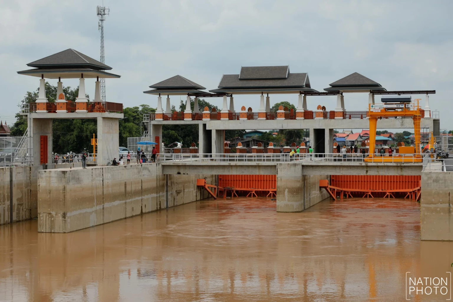 Ayutthaya hit by river overflows