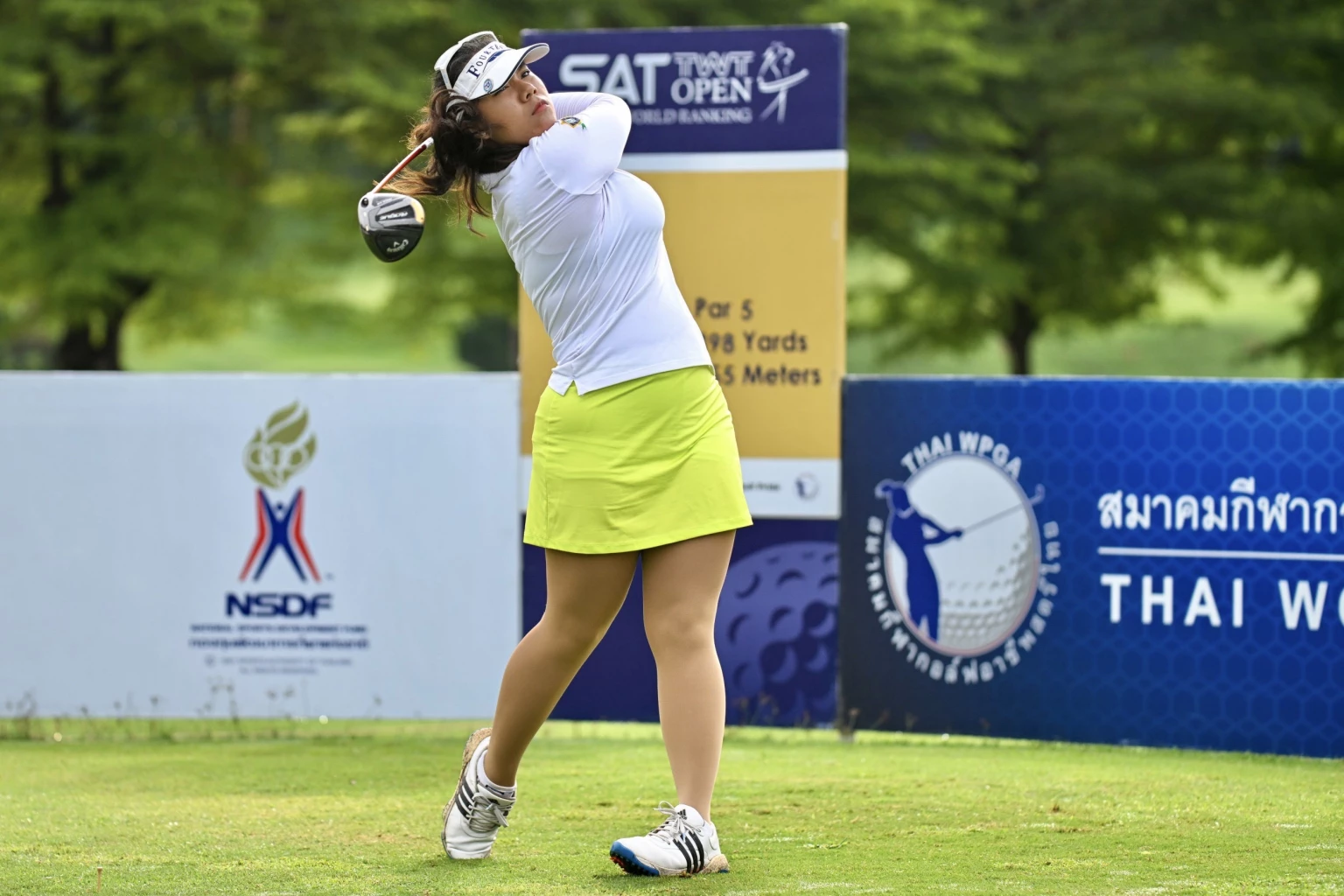 Perfect Scorecard Propels Benyapa to Share Lead with Arpichaya at SAT-TWT Open in Rayong