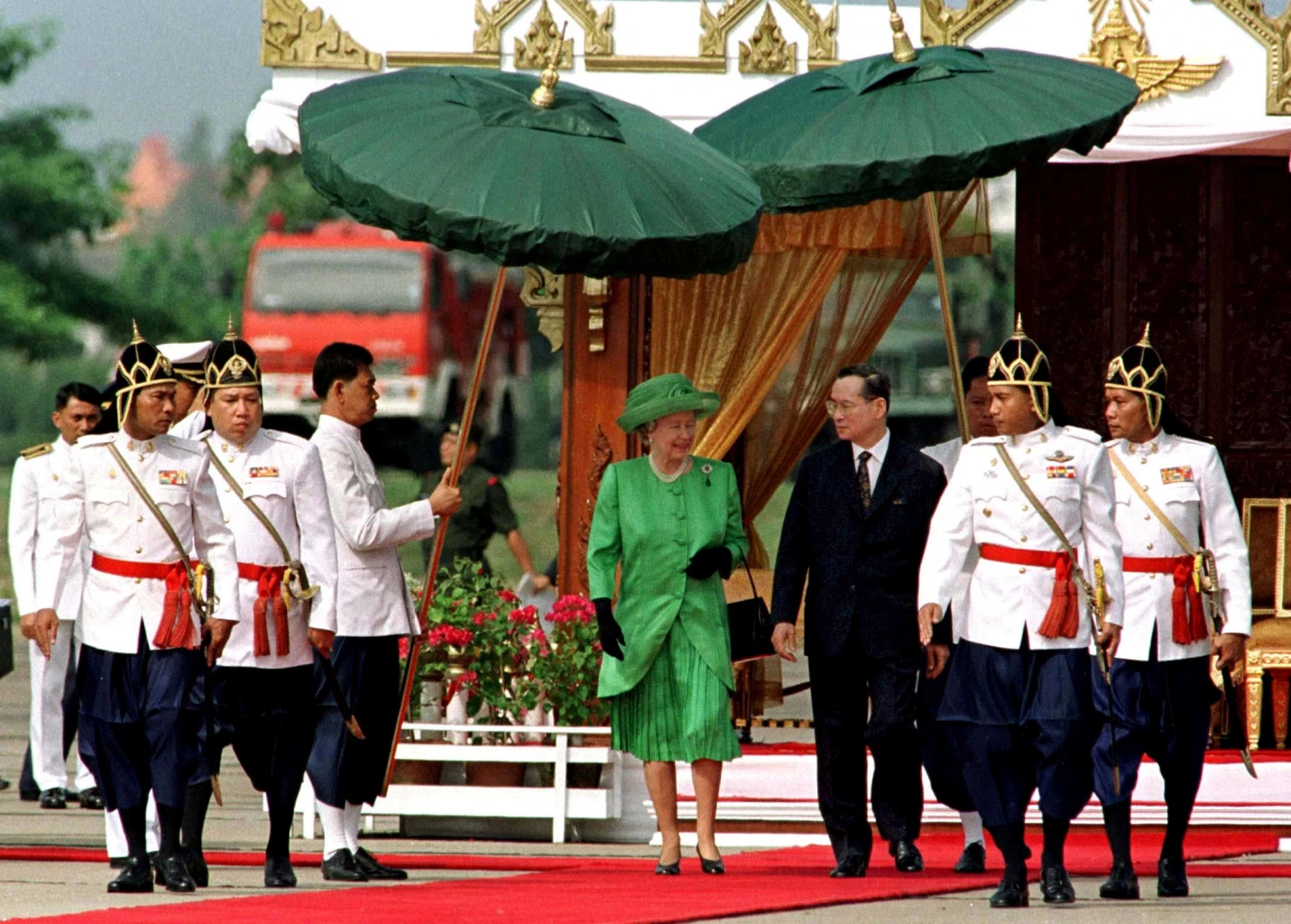 Royal wardrobe: a look at Queen Elizabeth's unique fashion style