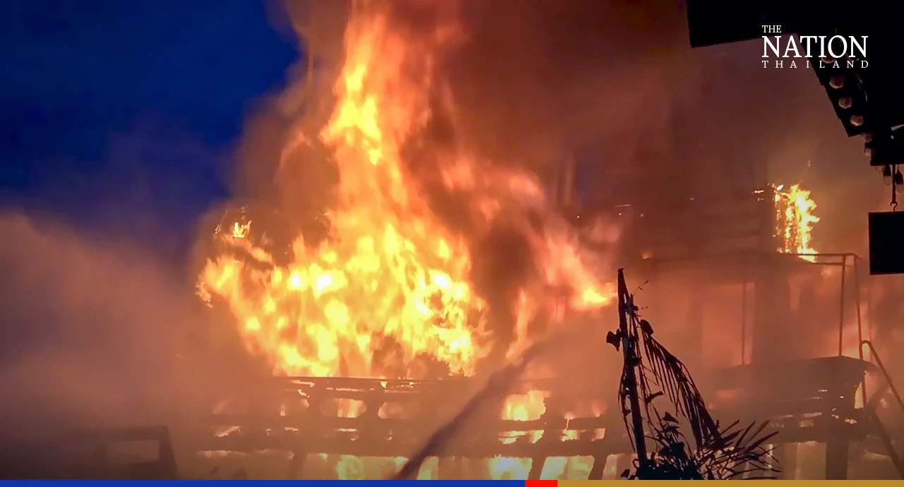 Fishing boat goes up in flames at Songkhla pier