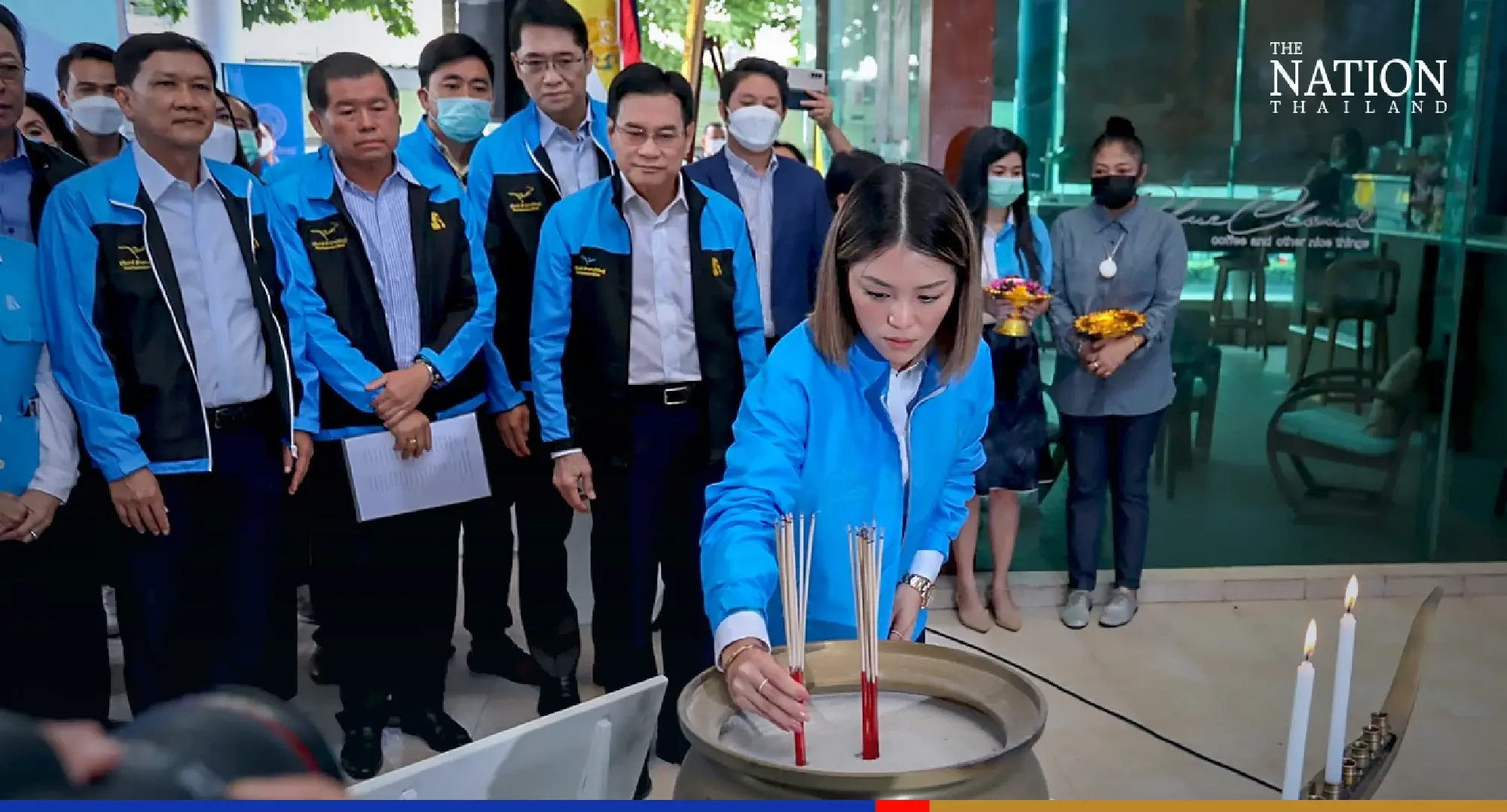 ‘Madame Dear’ joins Democrat Party, boosting its prospects in Bangkok