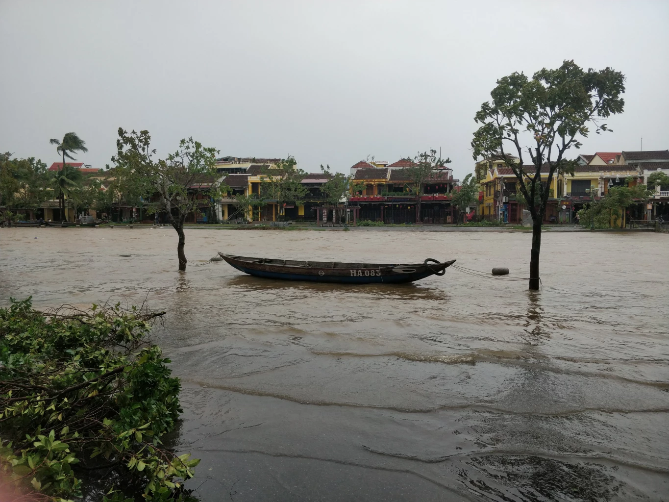 Vietnam downgrades Typhoon Noru, but warns of flood risks