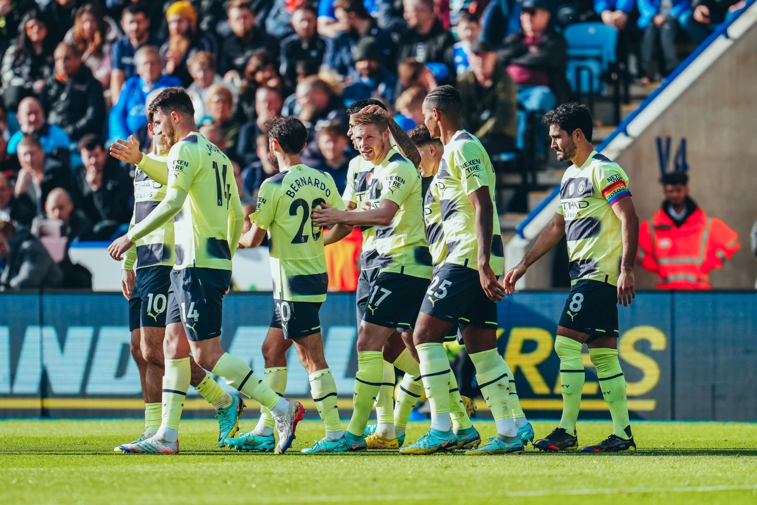 SENSATIONAL DE BRUYNE STRIKE EARNS CITY WIN AT LEICESTER