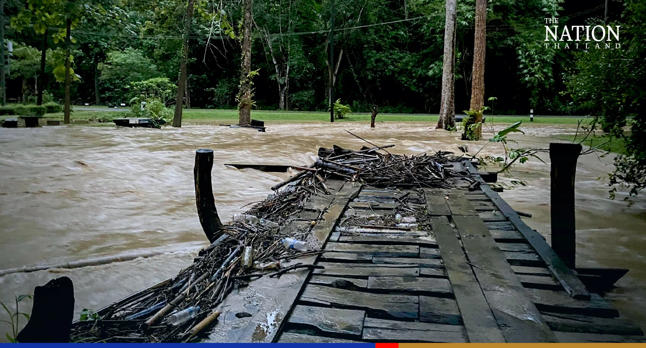 Seventeen national parks close waterfalls, other attractions amid floods