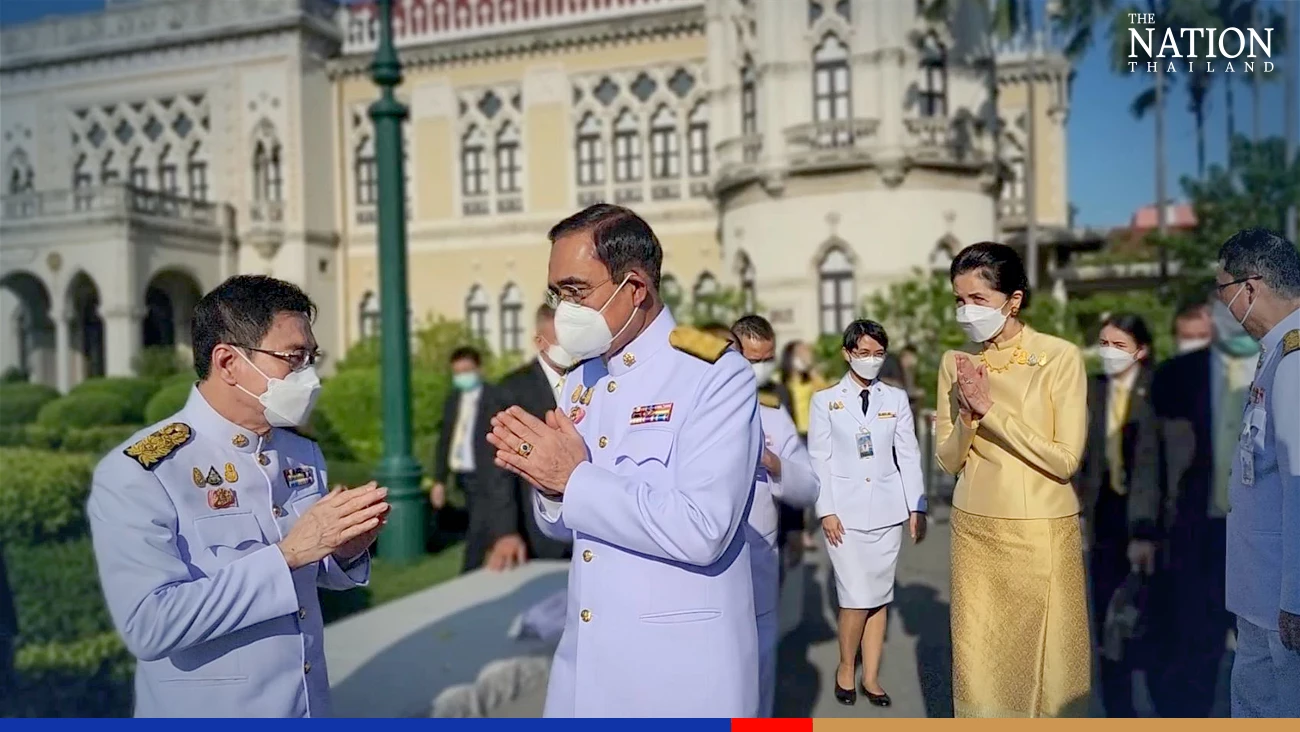 PM, ministers mark Memorial Day for King Bhumibol Adulyadej the Great
