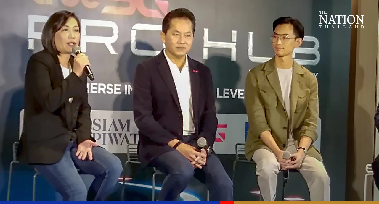 (From Left) Jatuporn Laosongchitra, Piroon Paireepairit and Jiraj Kaljaruek