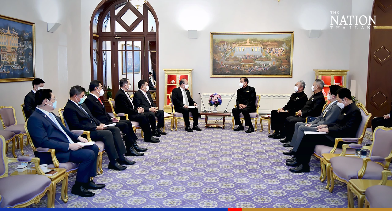 APEC Business Advisory Council presents APEC Economic Leaders Report to Prime Minister