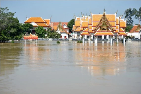 Photo taken on Oct. 18, 2022 shows temples in a flooded area in Ayutthaya, Thailand.