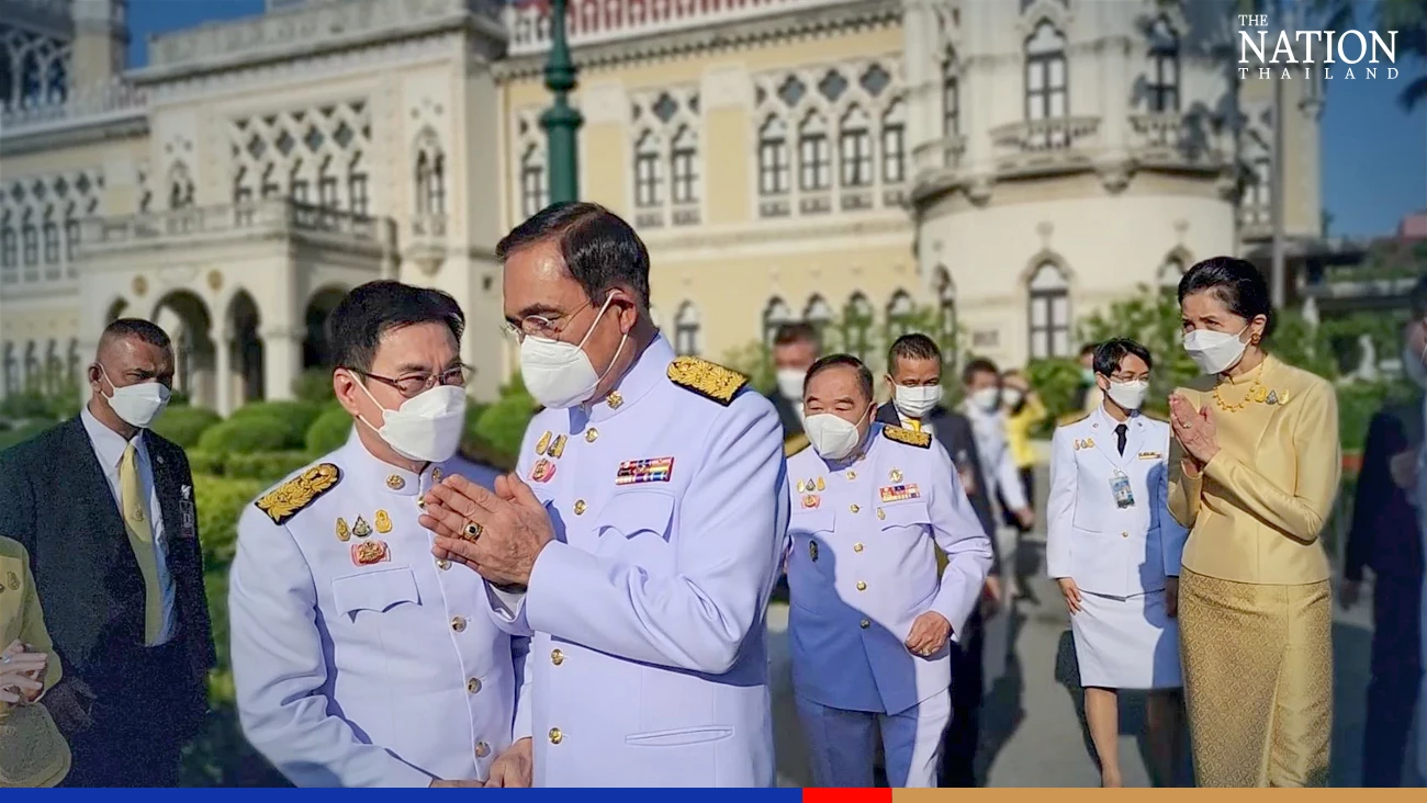 PM, ministers mark Memorial Day for King Bhumibol Adulyadej the Great