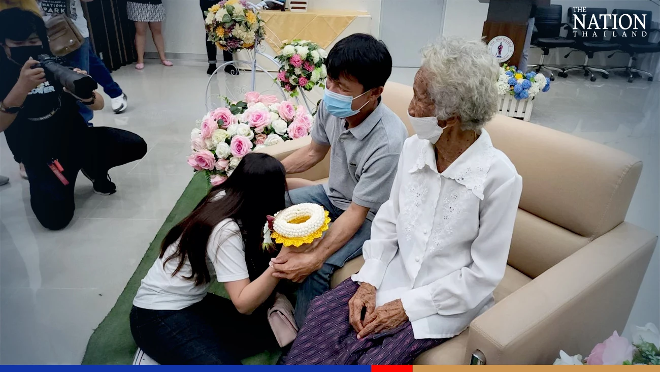 Mae Sot woman tracks down her long-lost dad thanks to social media