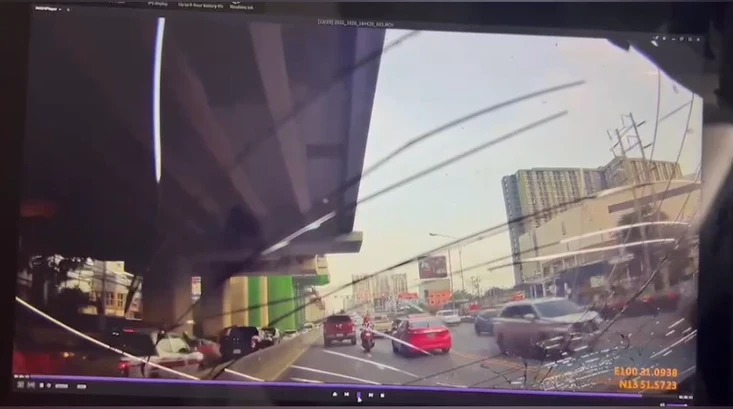 Dangers of driving: Bangkok motorist survives as T-shaped metal drops from up above