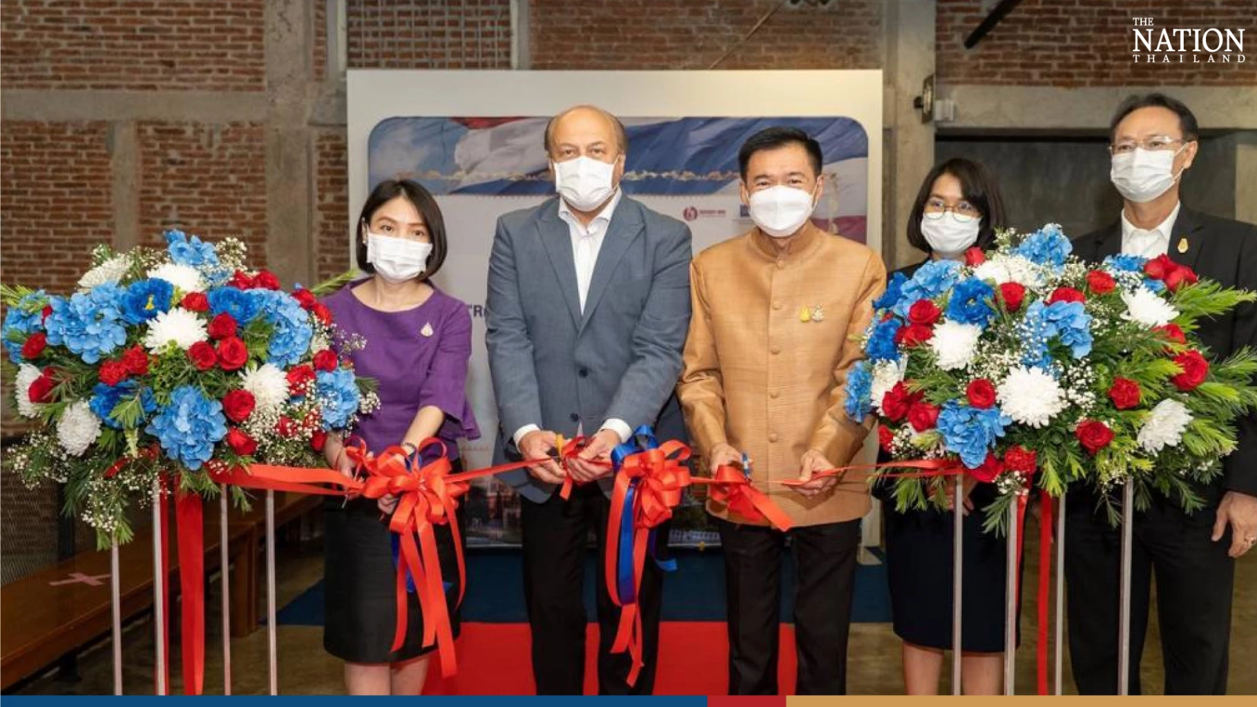 H.E. Mr. Evgeny Tomikhin, Russian Ambassador to the Kingdom of Thailand presided over an exhibition of kid’s drawings on the occasion of the 125th Anniversary of the establishment of diplomatic relations between Russia and Thailand at Ratchadamnoen Contemporary Art Center on July 8, 2022