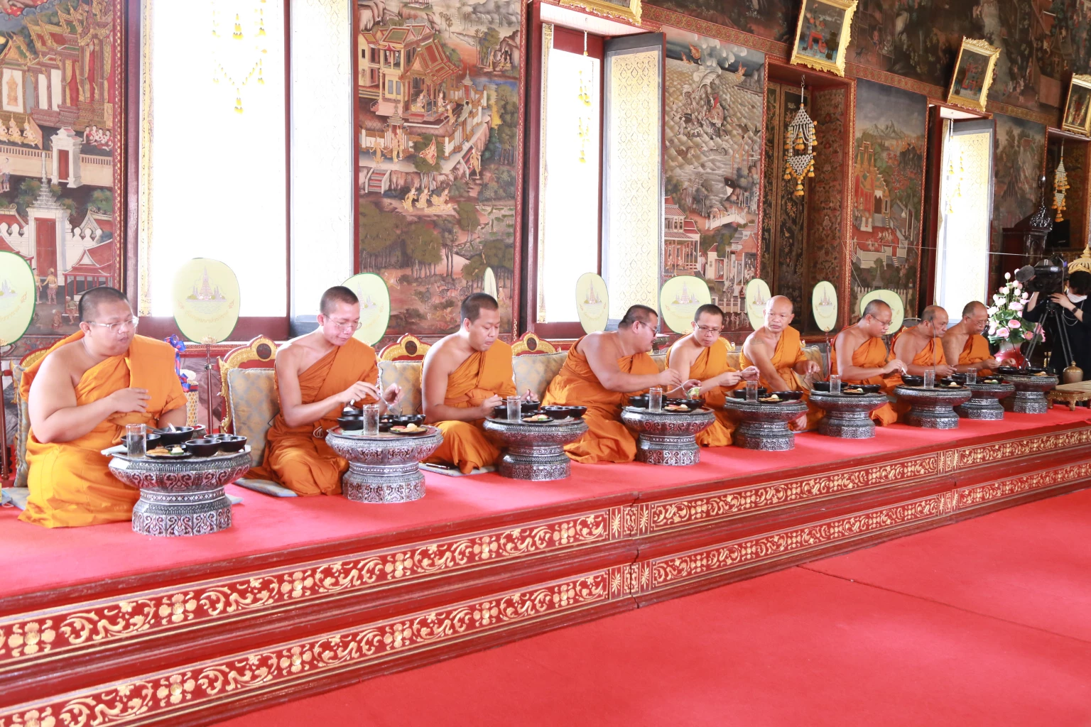 Korean temple food from nun-cum-chef Jeongkwan brings smiles to monks at Wat Arun
