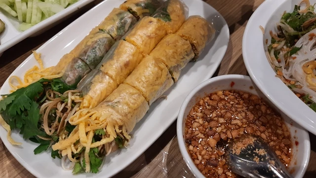 Enjoying Thai-style Vietnamese food with an open mind
