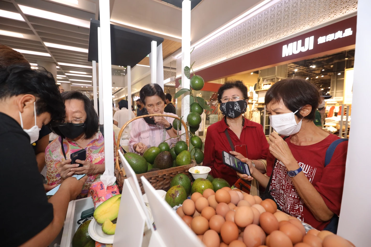“Happy Meat Happy Me” exhibition raises public awareness on food safety and ethical eating
