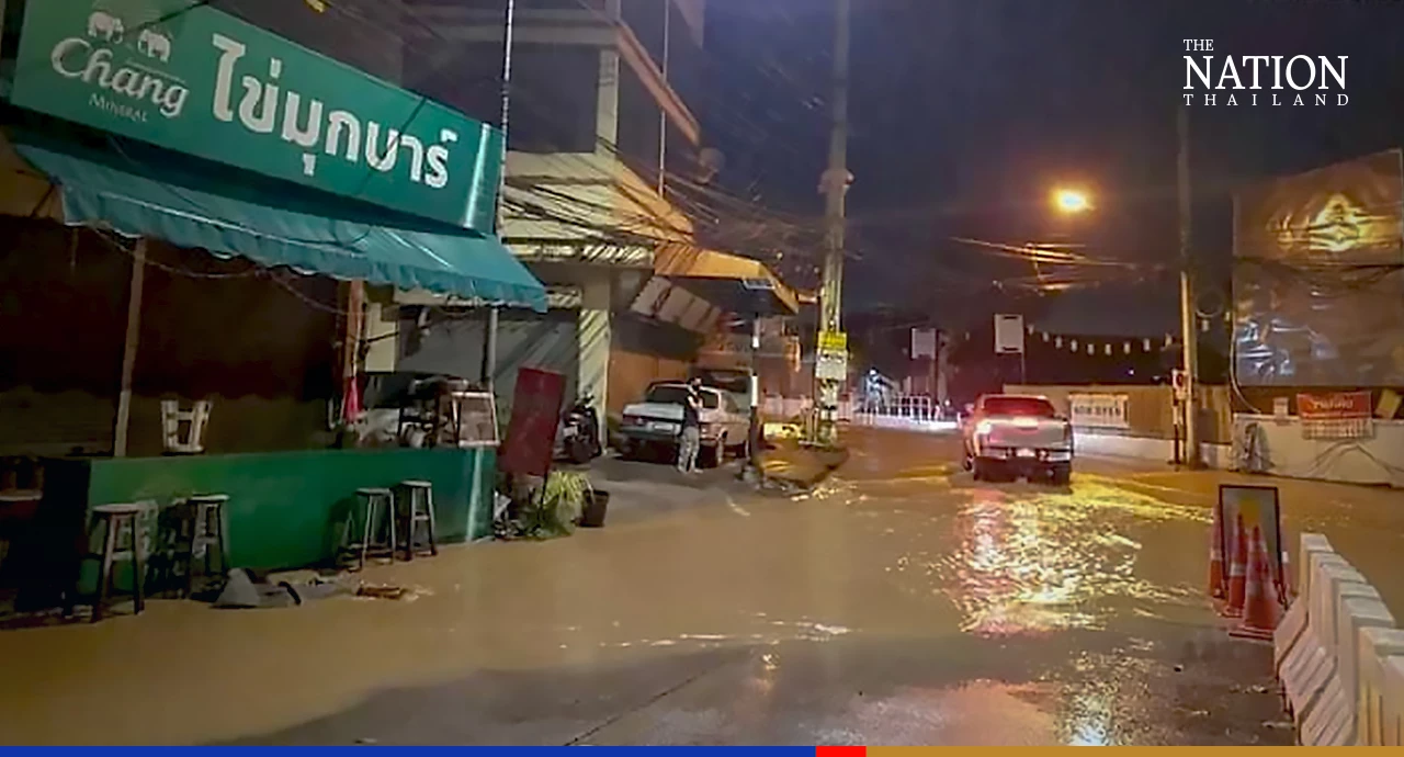 Many parts of Chiang Mai’s Muang district flooded as Ping River bursts its banks