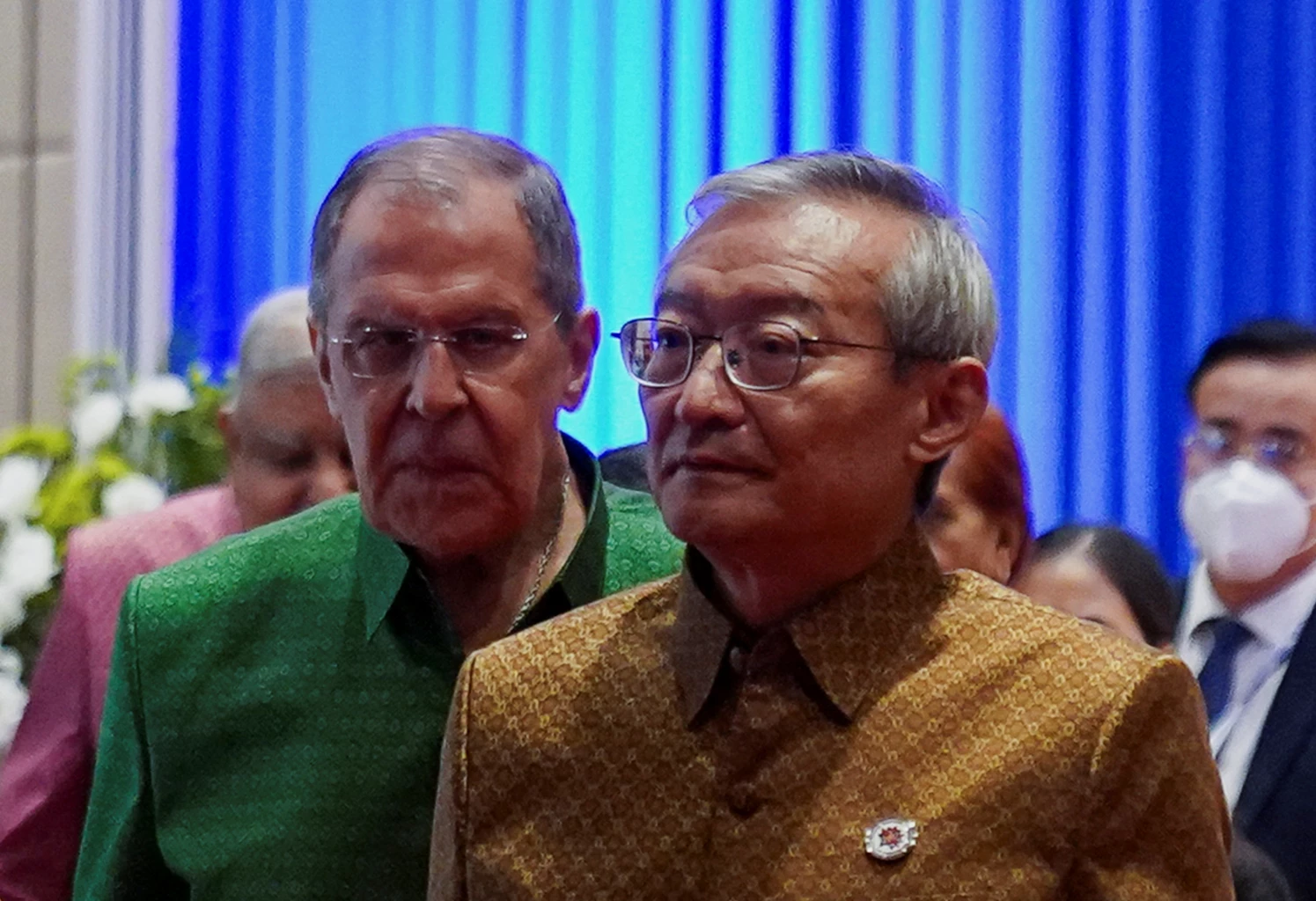 World and Asean leaders attend gala dinner at summit in Cambodia
