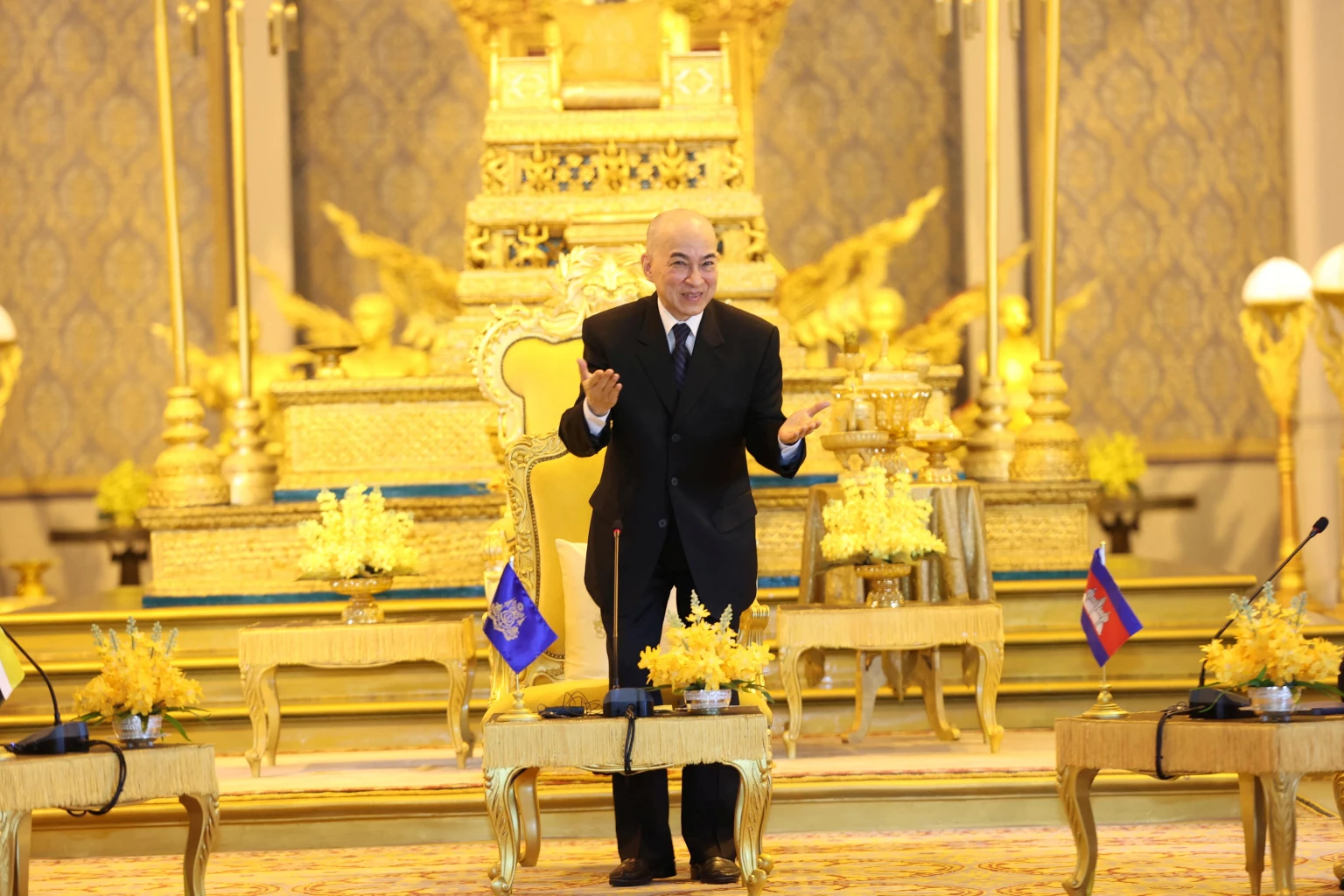 Cambodia's King met with regional leaders attending the ASEAN Summit