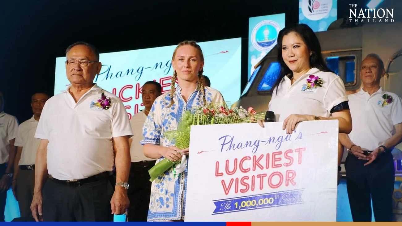 Phang-nga's millionth tourist lands with much fanfare, province aims for 10m next year