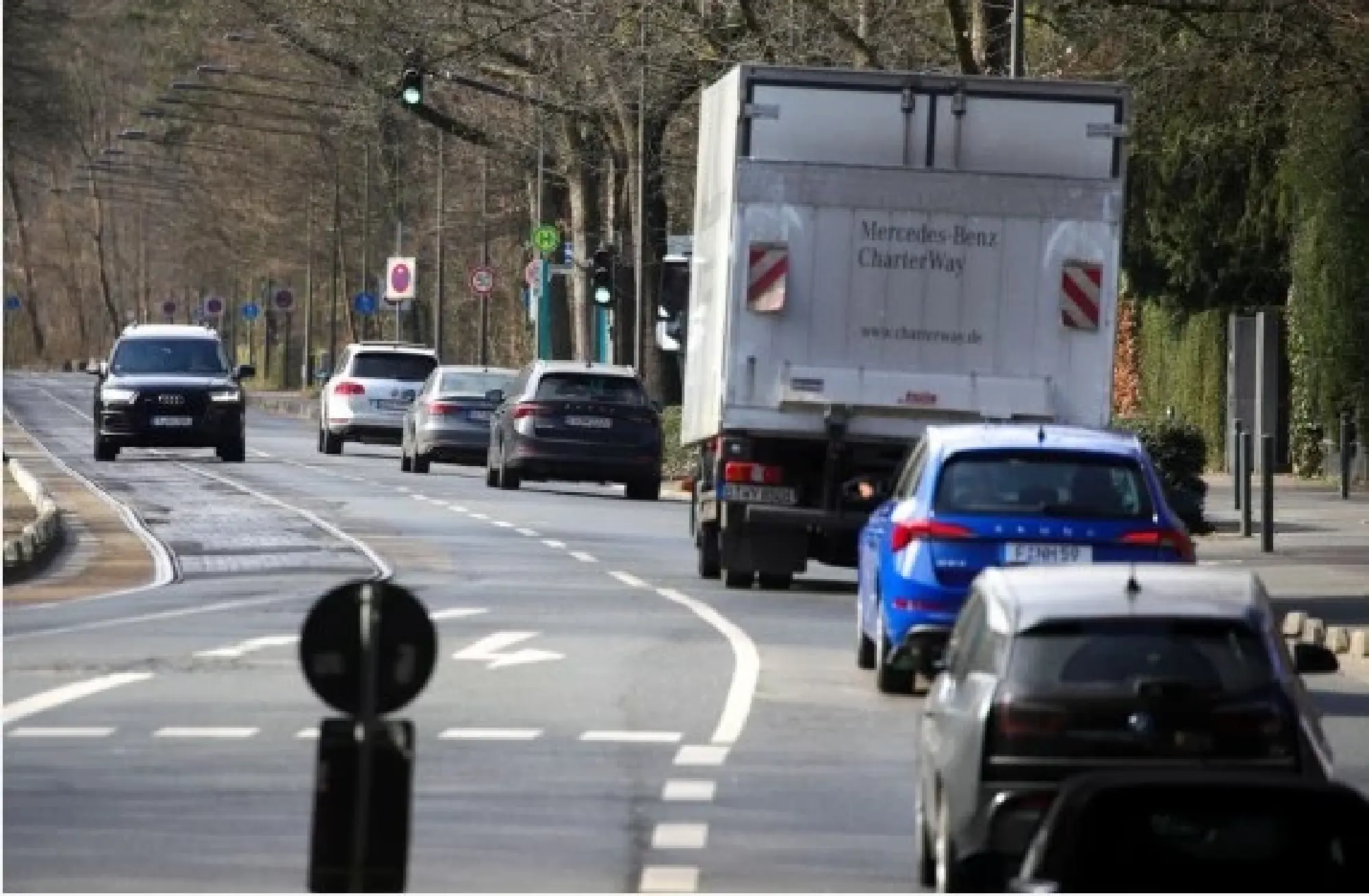 Photo taken on March 18, 2022 shows vehicles traveling on a road in Frankfurt, Germany. 