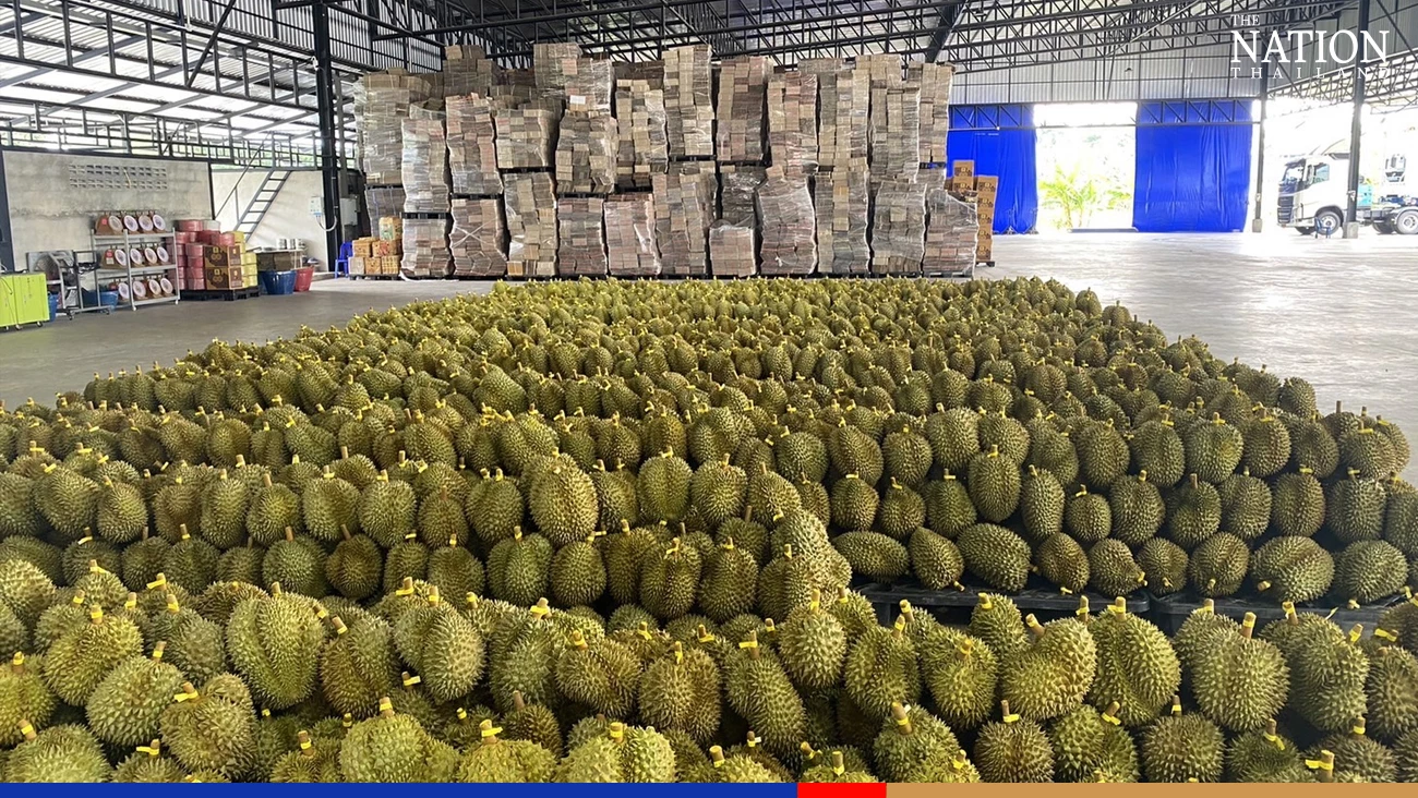 Poor-quality durians on Shanghai roadside not from Thailand, ministry clarifies
