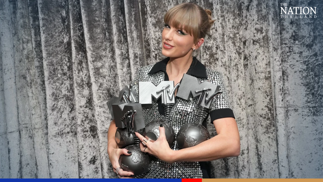 Blackpink's Lisa bags MTV Europe award as best K-Pop artist