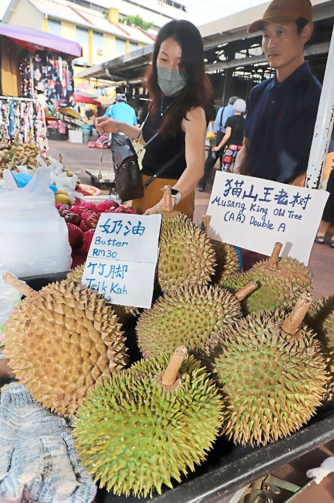 Premium Malaysian durians going for a steal