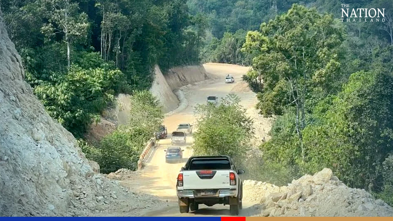 Deadly clashes continue between Myanmar troops and Karen rebels near Thai border