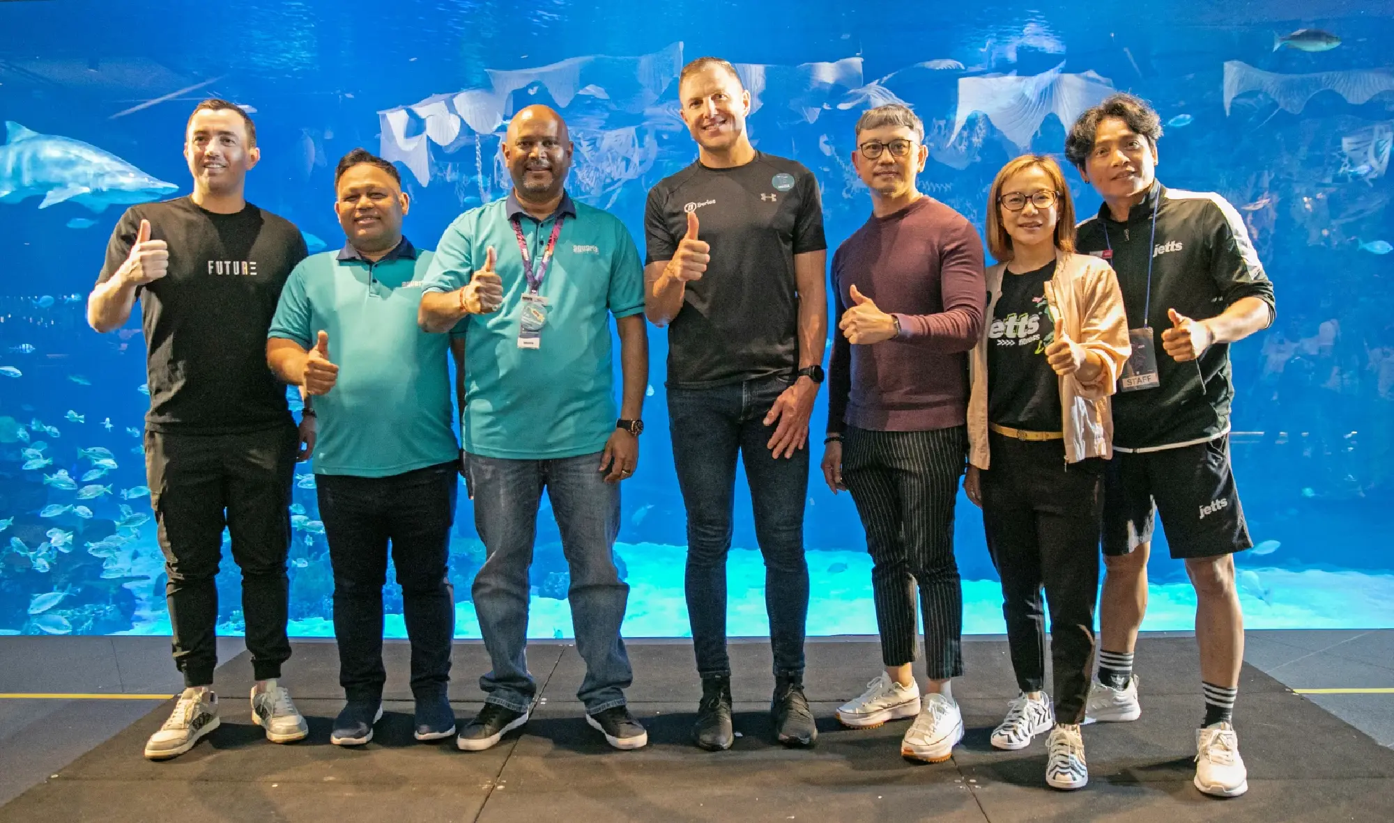 Jetts Fitness brings a Zumba class to the aquarium