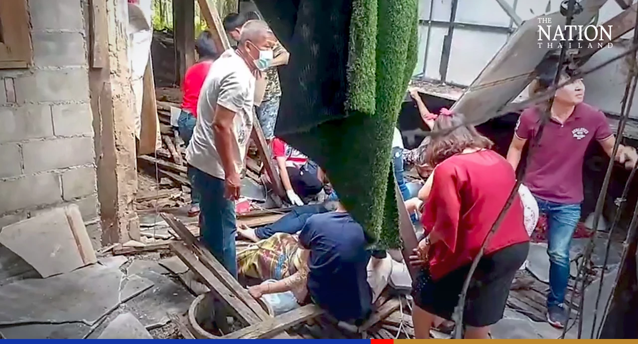 Phrae restaurant collapses under weight of partying diners