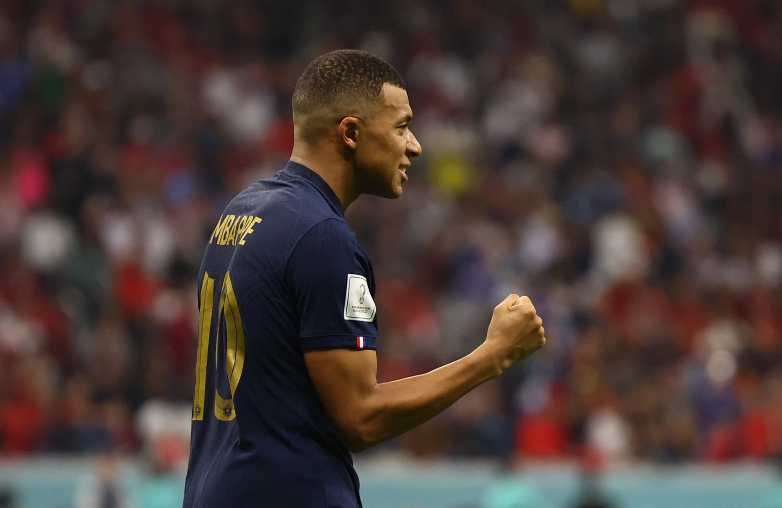 France on cusp of history in World Cup final