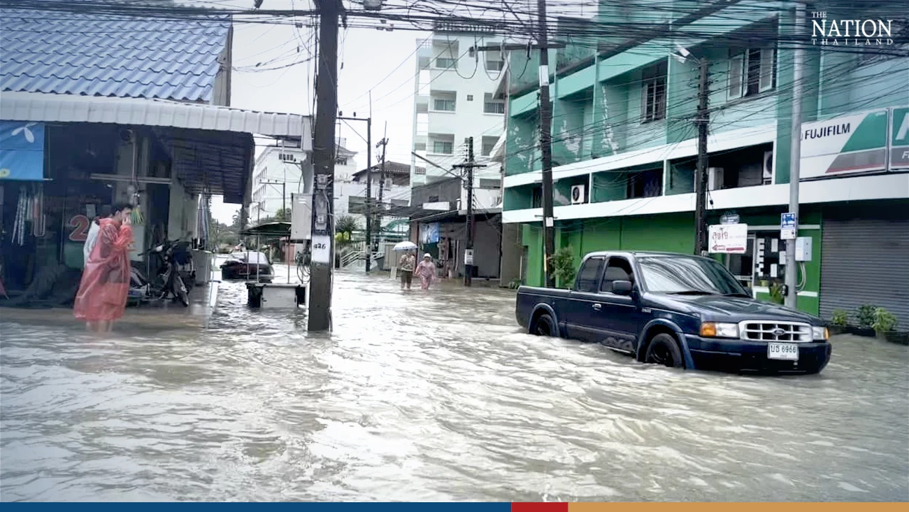 3 killed as heavy rain swamps South of Thailand