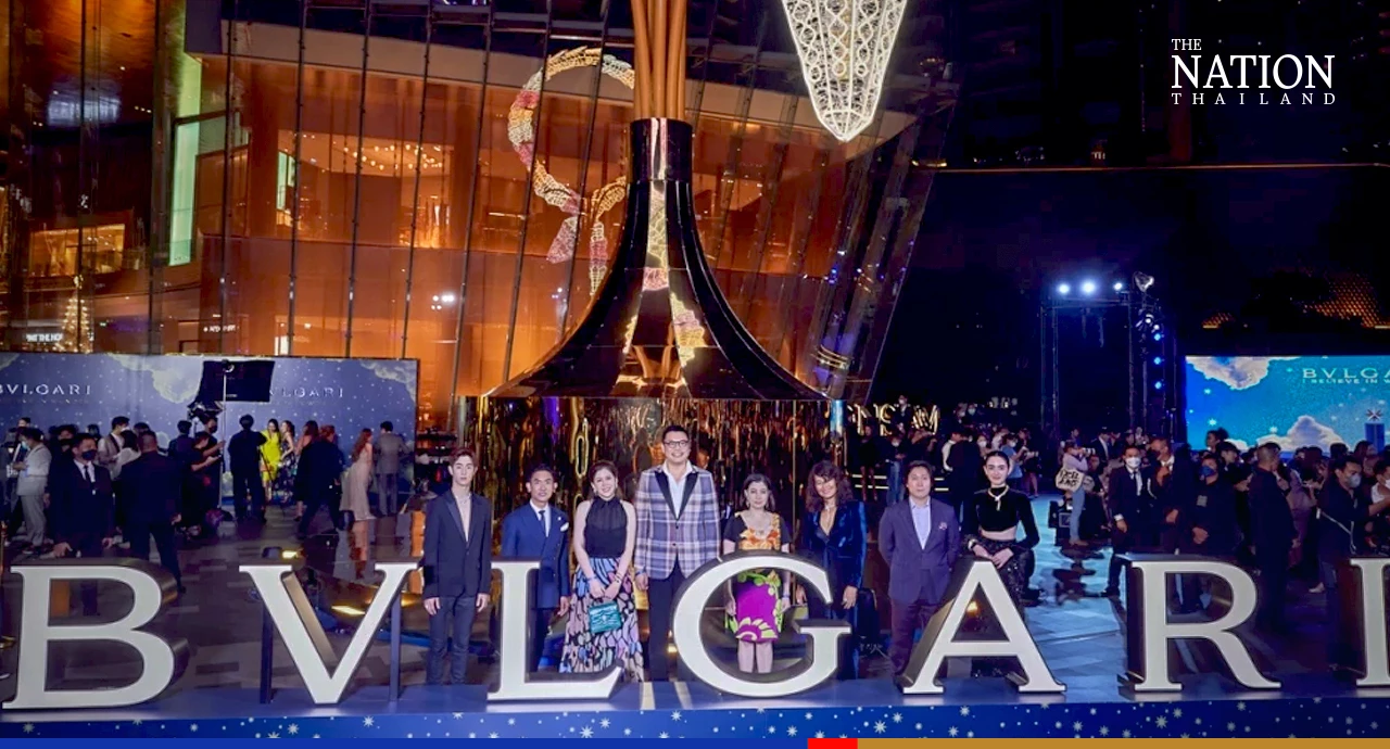 Giant serpent sheds shimmering skin on Chao Phraya as 2023 beckons