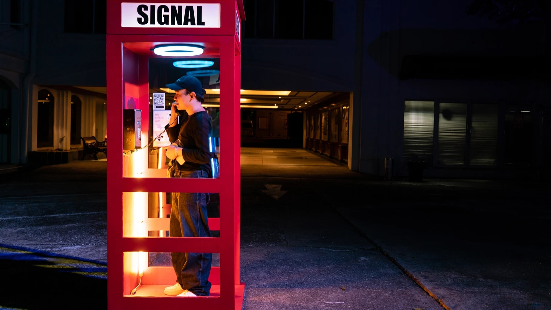 Bangkok’s annual light and digital art festival “Awakening Bangkok 2022” returns for its 5th edition to the Charoenkrung-Talad Noi neighborhood, aims to promote nighttime economy, social and economic sustainability, and festival tourism