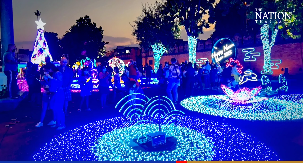 Devout Chiang Mai Buddhists call on 'Luang Por Tan Jai' for a lucky, healthy 2023