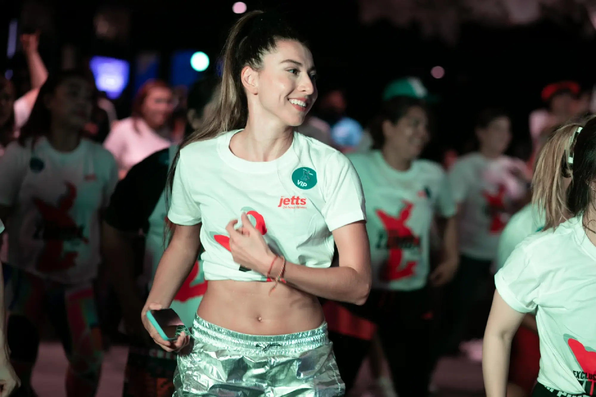 Jetts Fitness brings a Zumba class to the aquarium