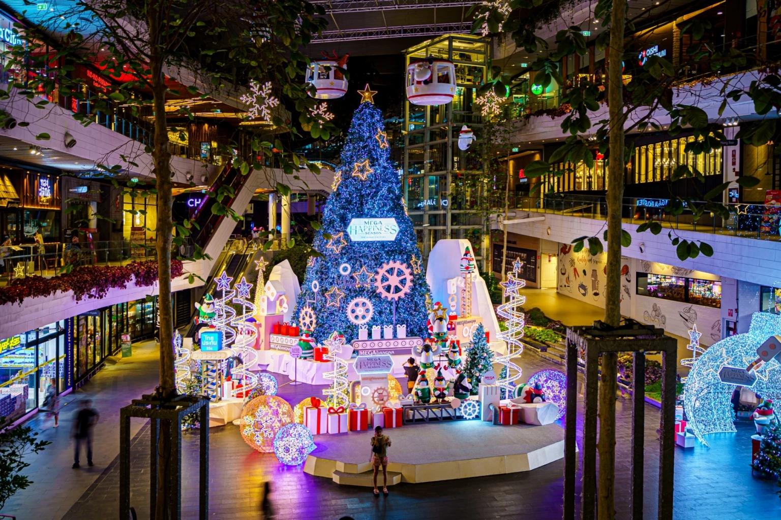 Megabangna Opens Magic Factory of Festive Fun and Gifts