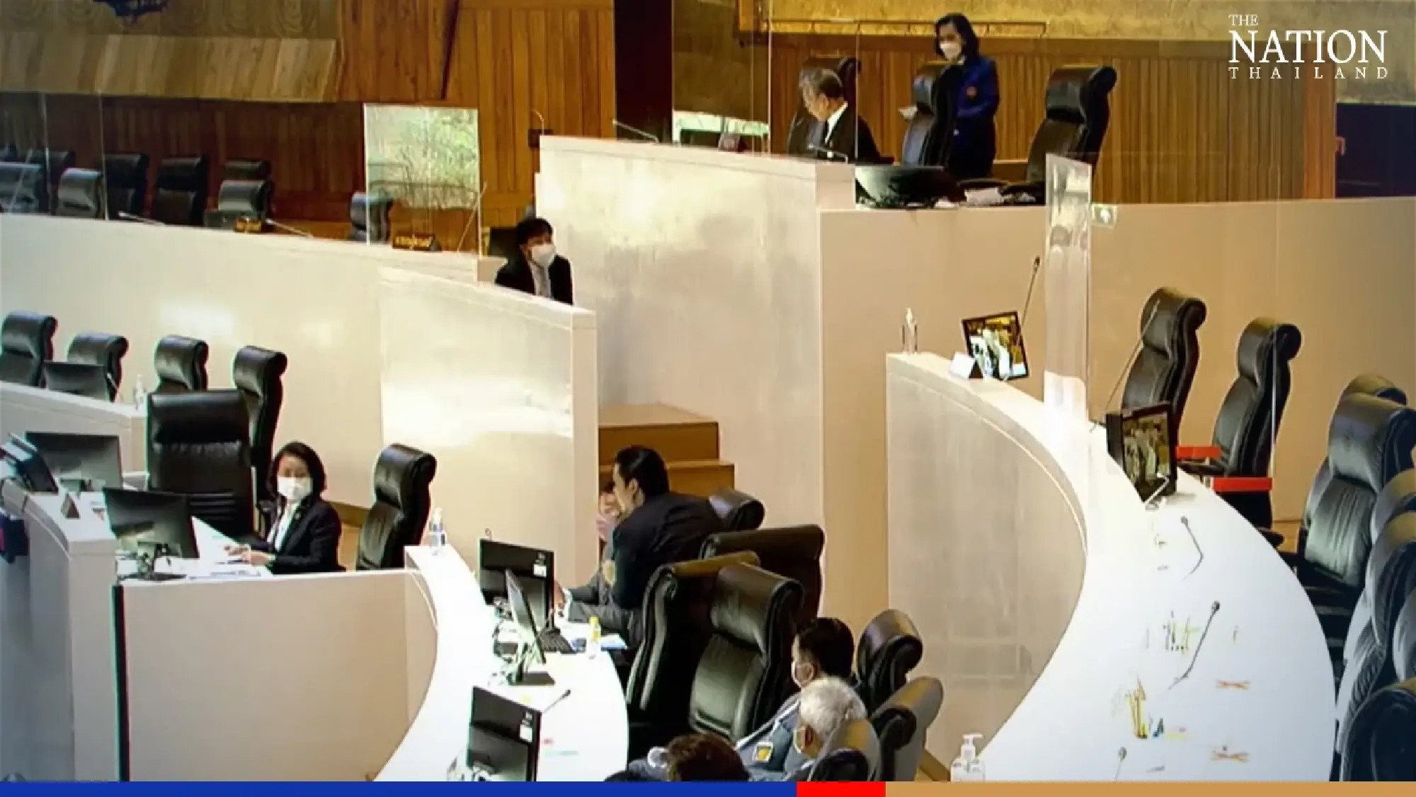 Thanathorn’s bill to free local administrations from government control trips at first hurdle