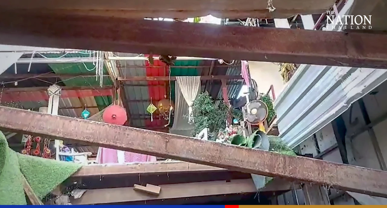 Phrae restaurant collapses under weight of partying diners