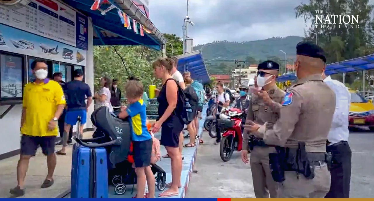 Speedboat queues build up ahead of Full Moon Party on Friday