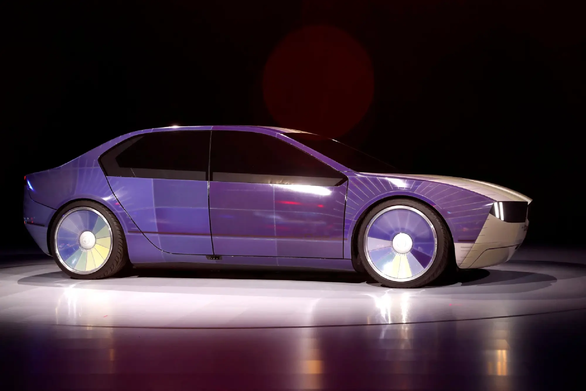 \"We\'ve gone full colour\": BMW wows CES with new chameleon car in 32 shades