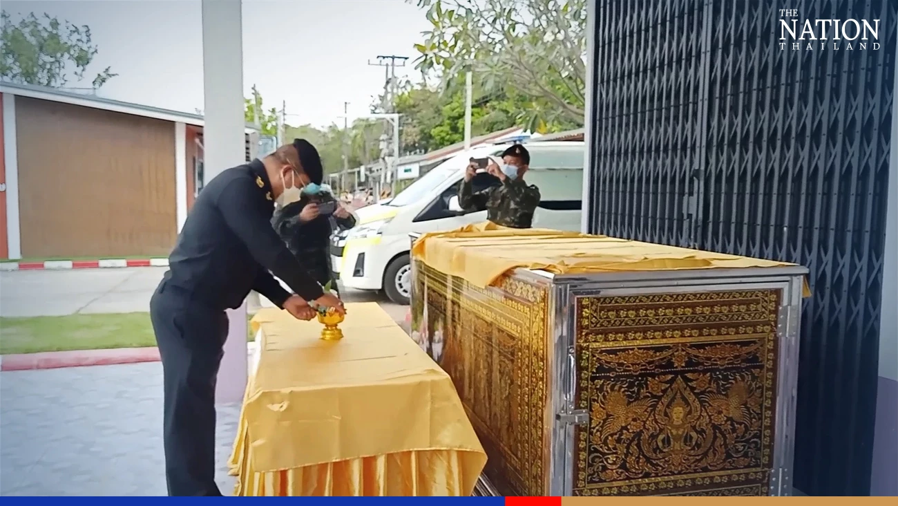 Body of Thai soldier killed by landmine flown home to family