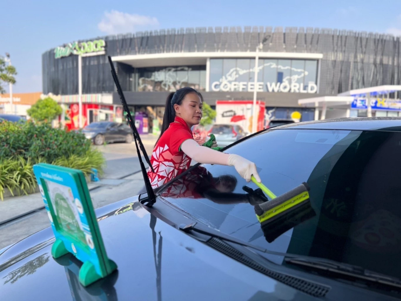 “PT Service Masters” revolutionise petrol stations with 7-star quality